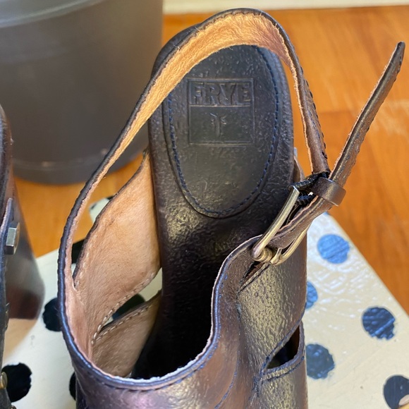 Frye Clogs - Picture 6 of 7